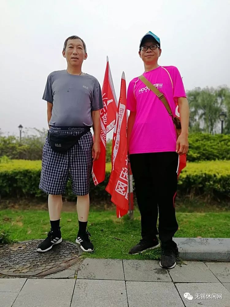 九州娱乐-感动瞬间！场上场下团结合作精神可嘉的简单介绍